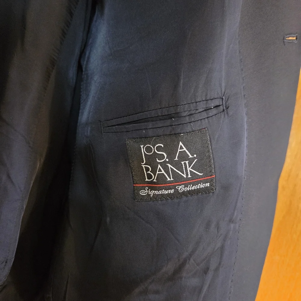 Jos. A. Bank‎ Classic Navy Blazer Men's Size 44R